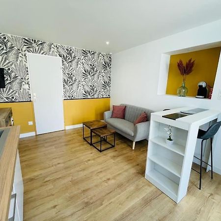 Le Belloc- Suberbe Appartement T1 Bis - Au Calme - Terrasse - Vue Jardin Αζάν Εξωτερικό φωτογραφία